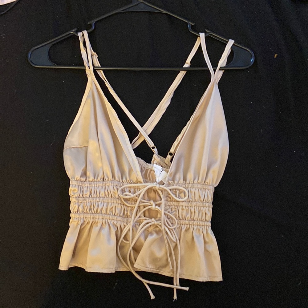 Medium lace up crop top